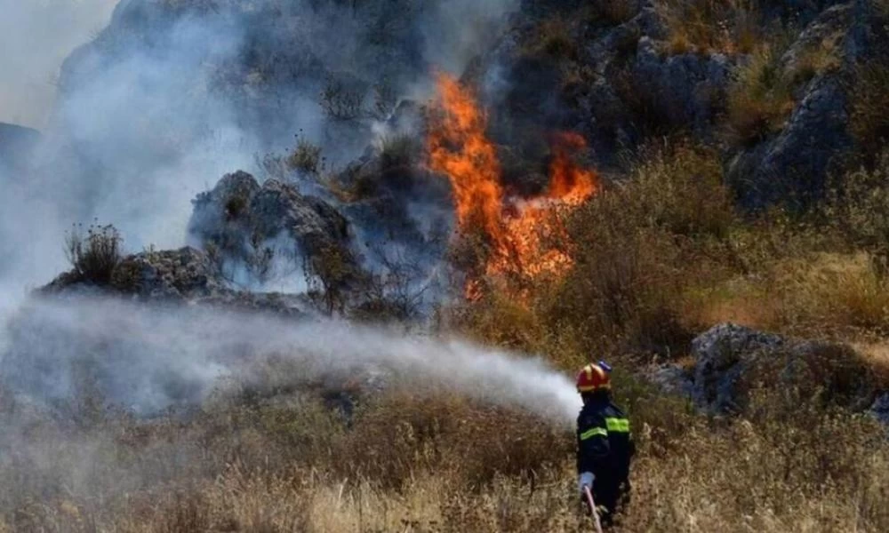Αττική και Εύβοια: Πολύ υψηλός κίνδυνος για πυρκαγιά την Παρασκευή